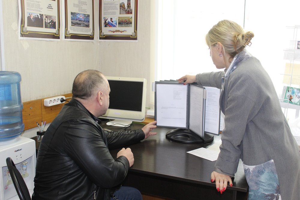 Члены общественного совета при УМВД России «Серпуховское» посетили Отдел полиции «Пущинский»